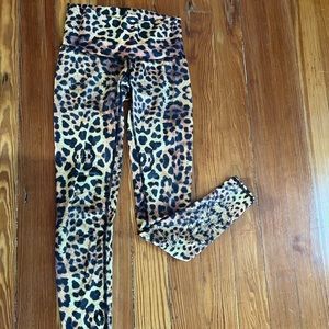 XS TEEKI LEOPARD/CHEETAH HIGH WAIST LEGGING